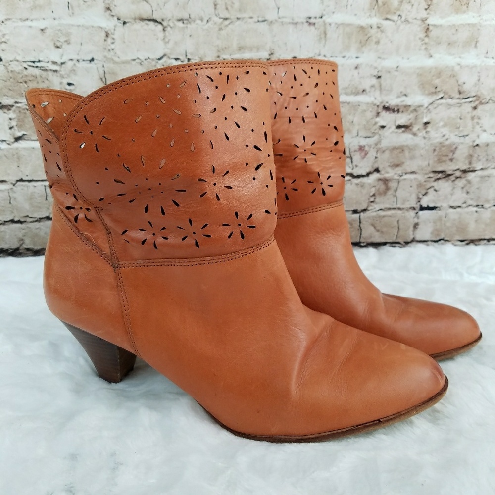 Anthropologie Viva Lasercut Leather By Latigo Boot